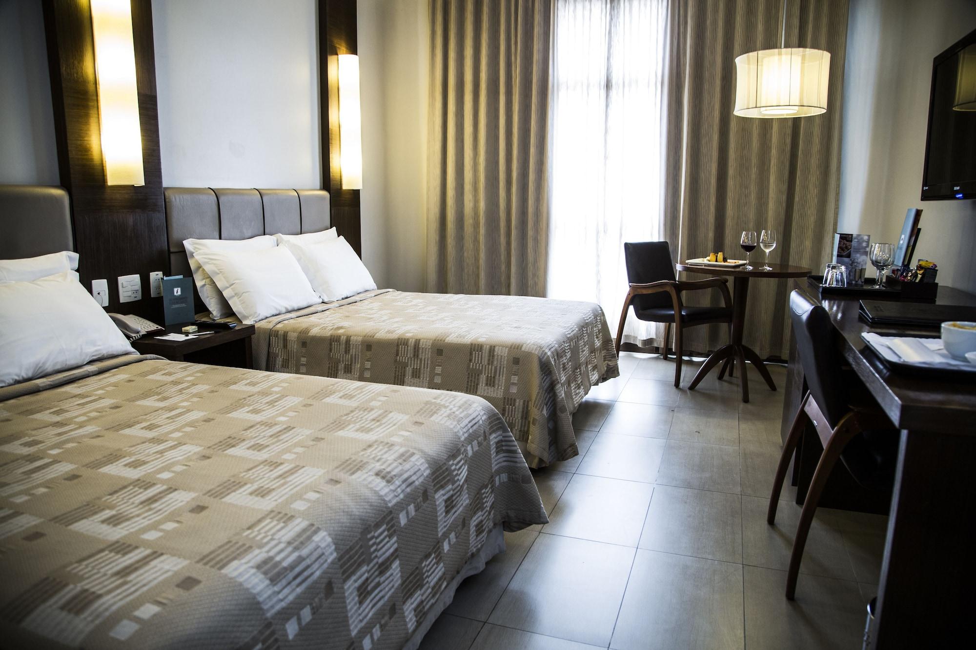 Parque Balneario Hotel Santos By Castelo Itaipava Dış mekan fotoğraf A room at the hotel