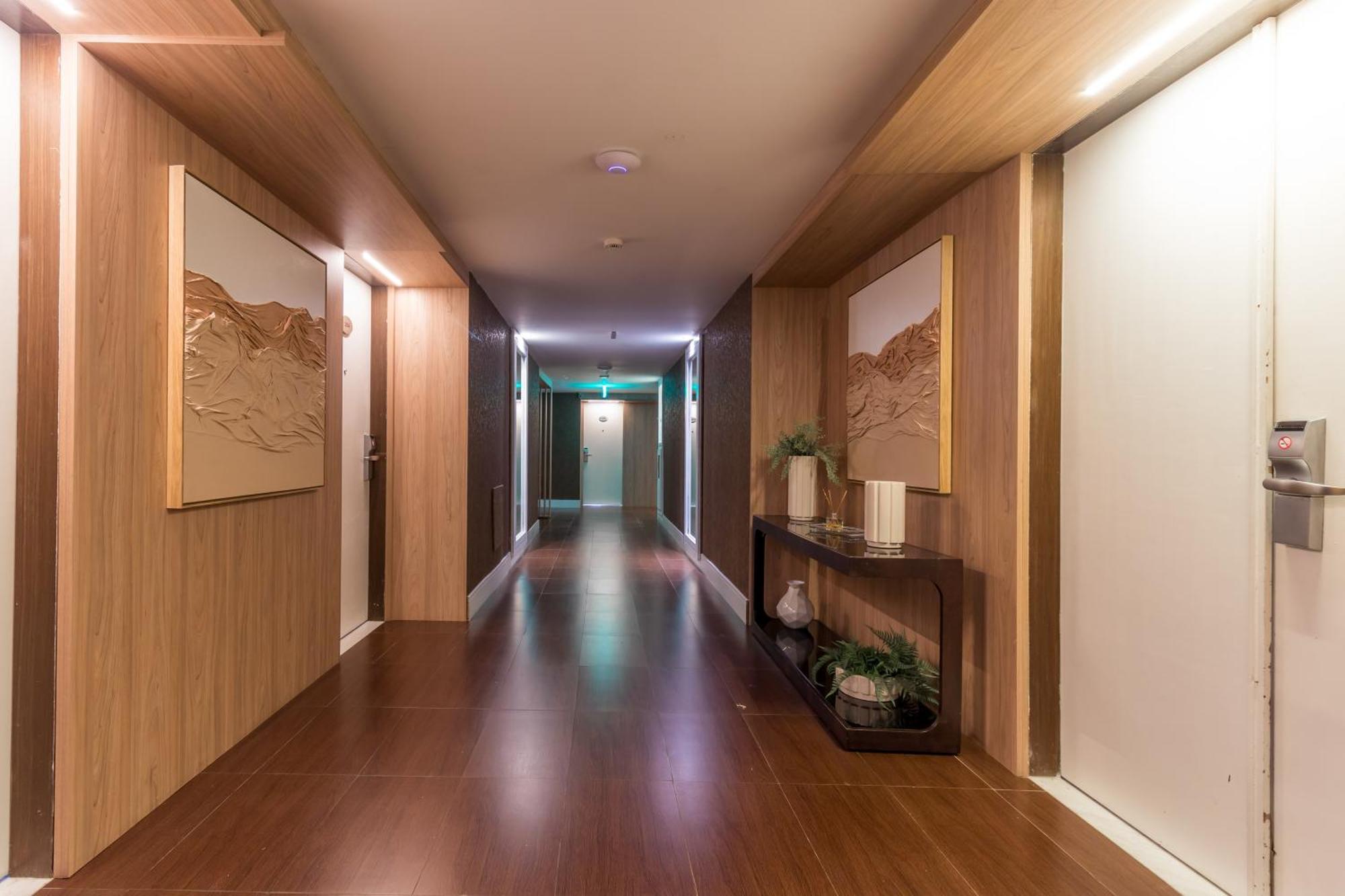 Parque Balneario Hotel Santos By Castelo Itaipava Dış mekan fotoğraf A corridor at the hotel